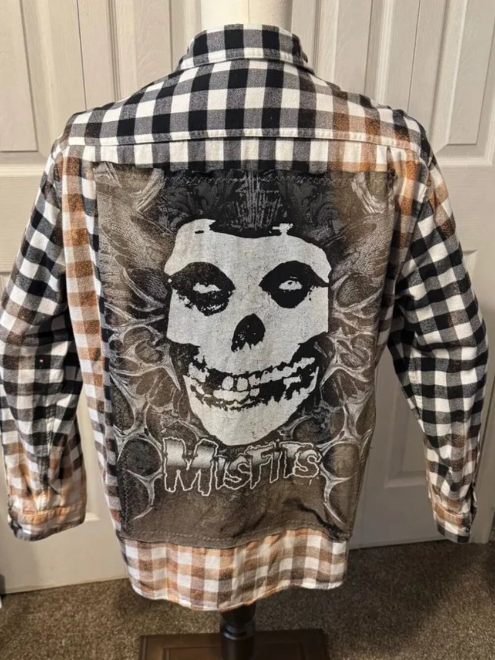 Misfits Back Upcycled Graphic T-shirt on Men’s XL Bleached Flannel